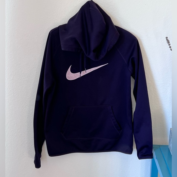 Nike sweatshirt - Picture 1 of 4